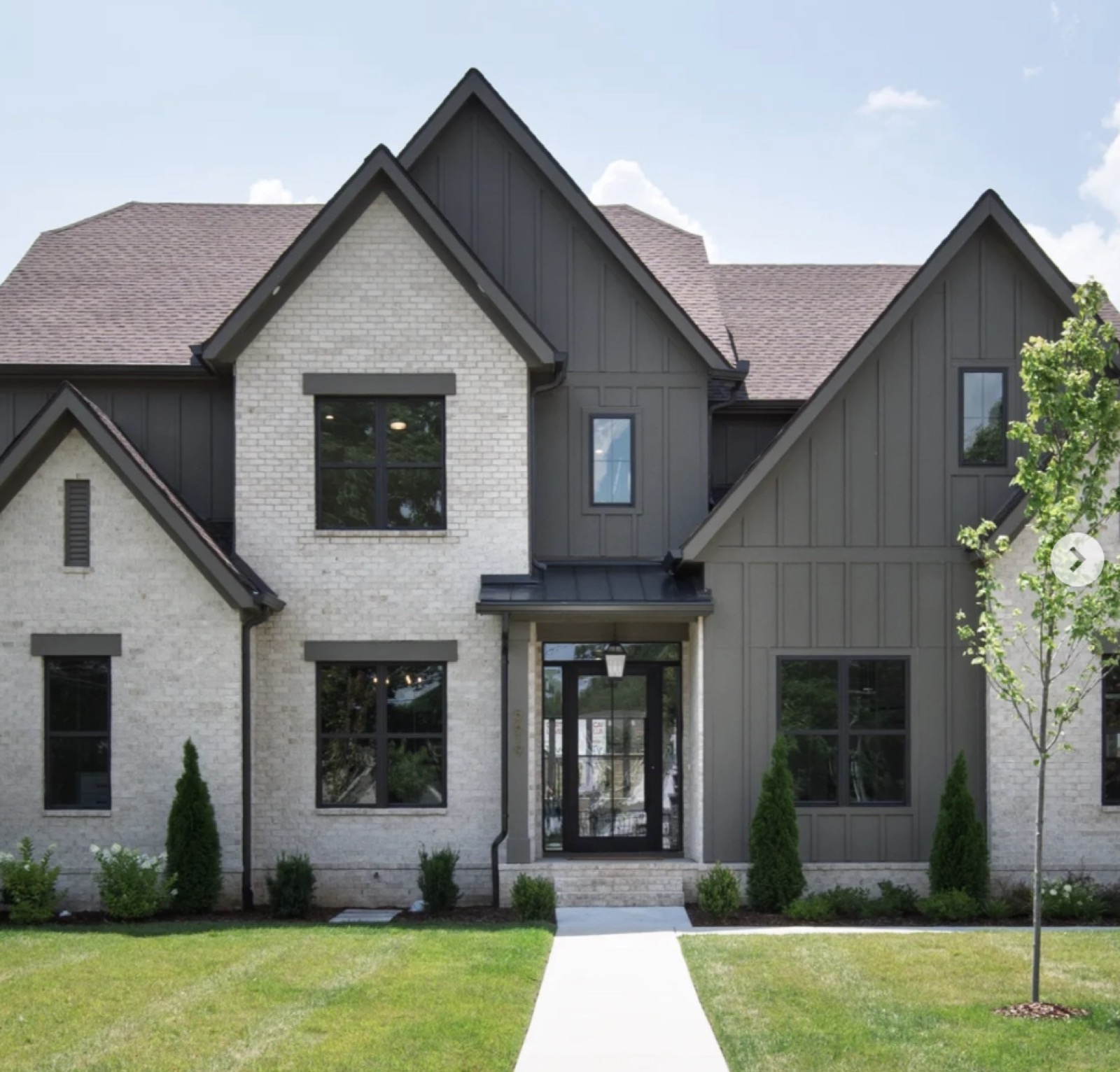 Transitional residence exterior, Nashville TN