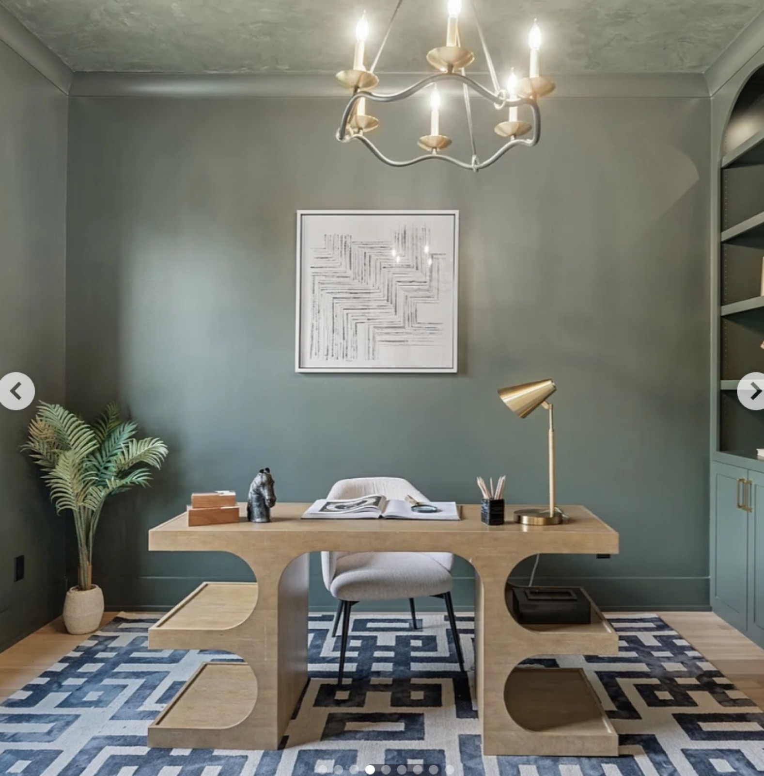 Custom home office with built-ins